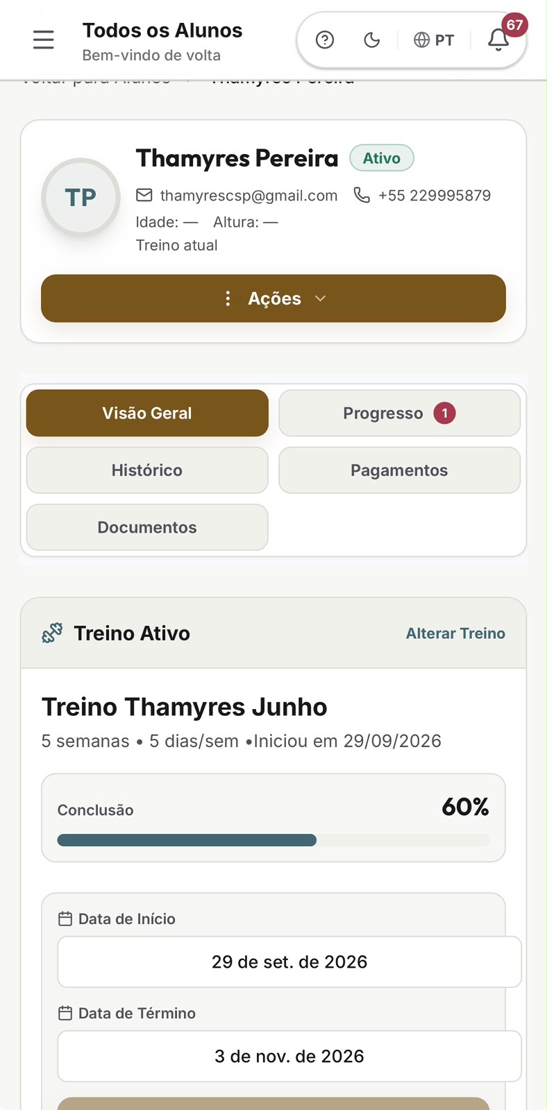 Actual Client profile in GymBud showing the active program, completion percentage and program dates.